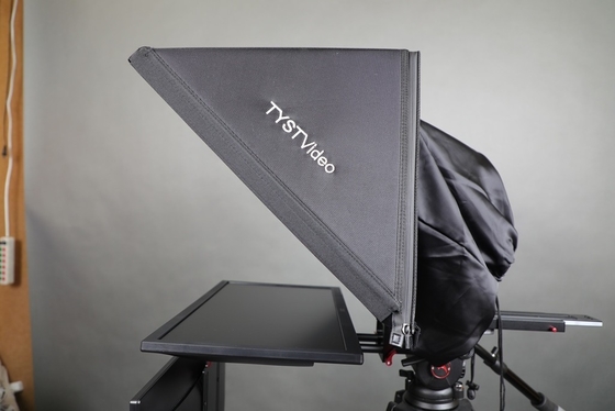 Hohe Lichtdurchlässigkeit 22 Zoll Dual Screen Teleprompter für Innen- / Außenbereich bei TYSTVideo