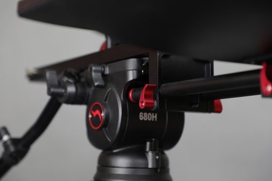 24 Zoll Studio Teleprompter mit 300 Nit Monitor Helligkeit und Draht Fernbedienung